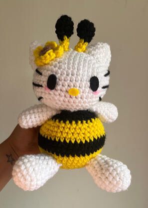 Bumblebee Hello Kitty $70